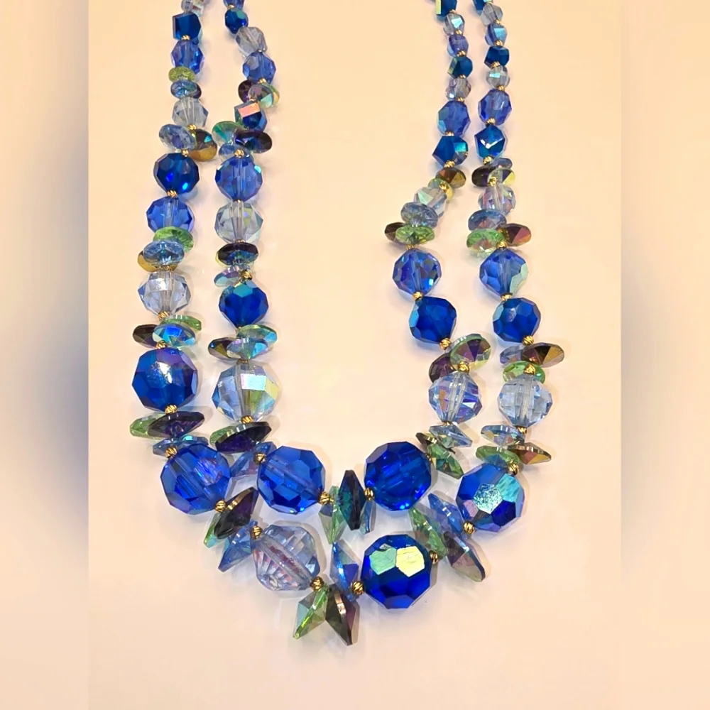 Vendome Blue Green Aurora Borealis Crystal Glass 2 Strand Bead Vintage Necklace